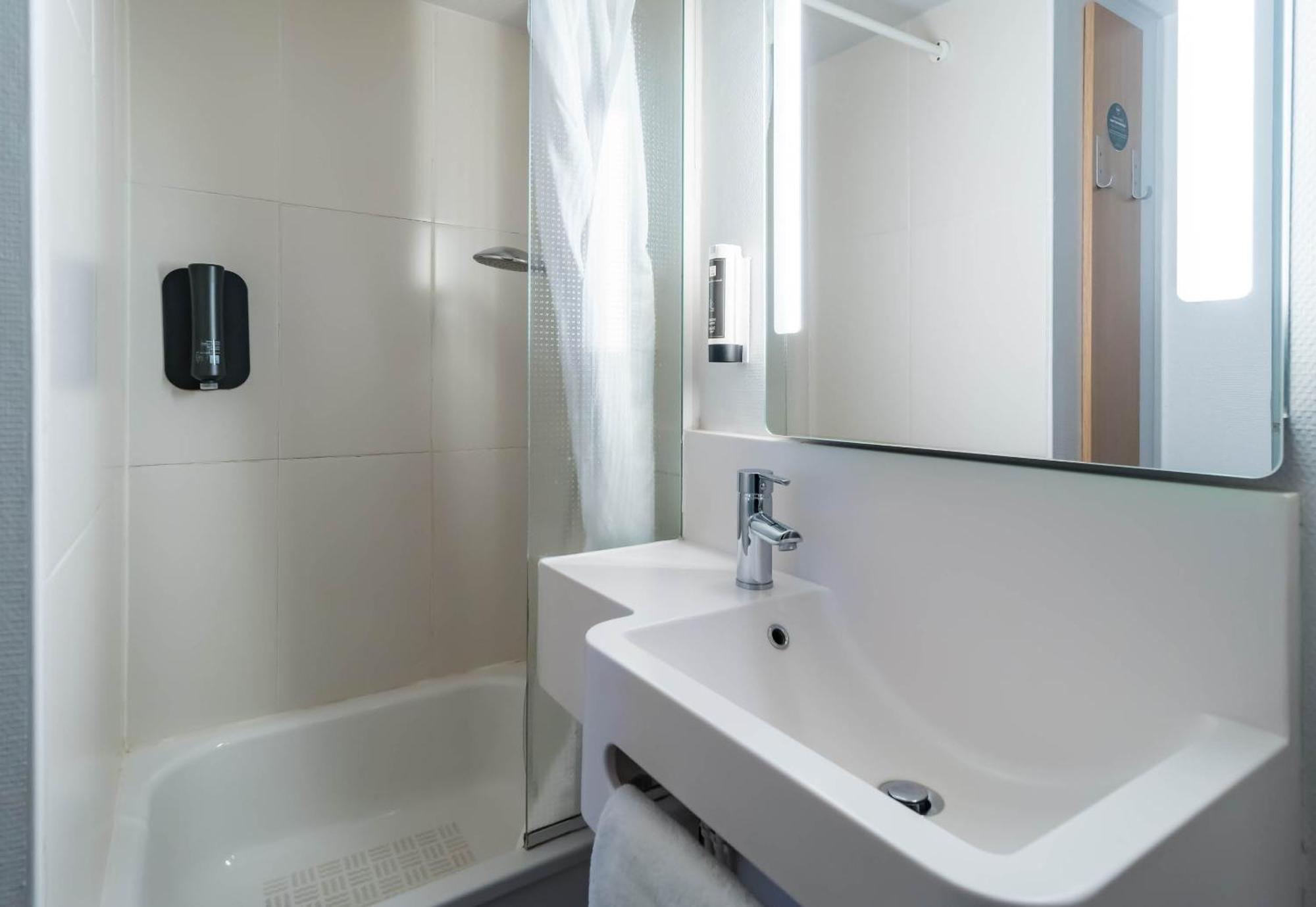 B&B Hotel Saint-Brieuc Tregueux Ngoại thất bức ảnh