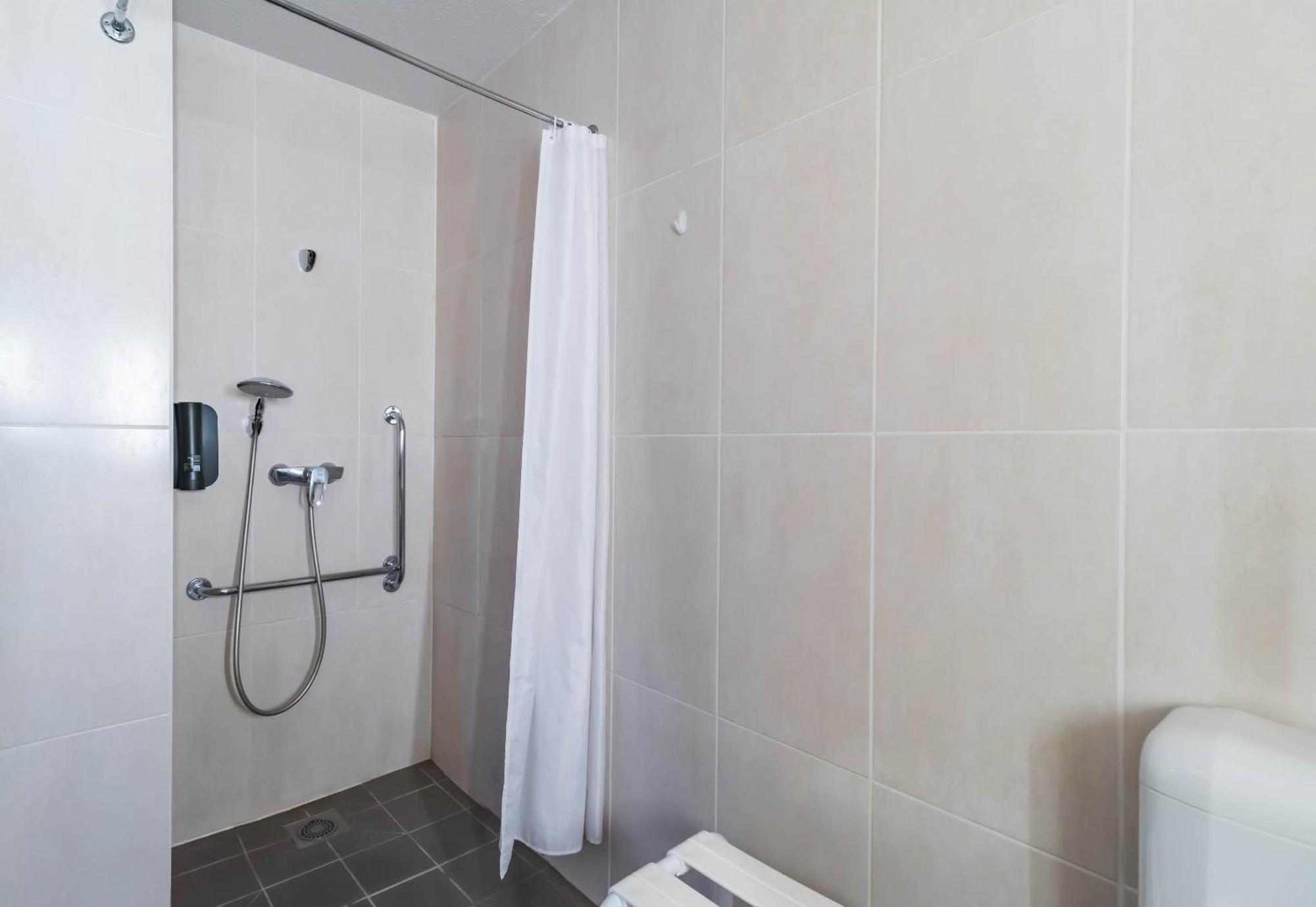 B&B Hotel Saint-Brieuc Tregueux Ngoại thất bức ảnh